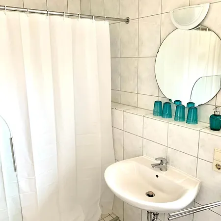 Apartment Vineta *